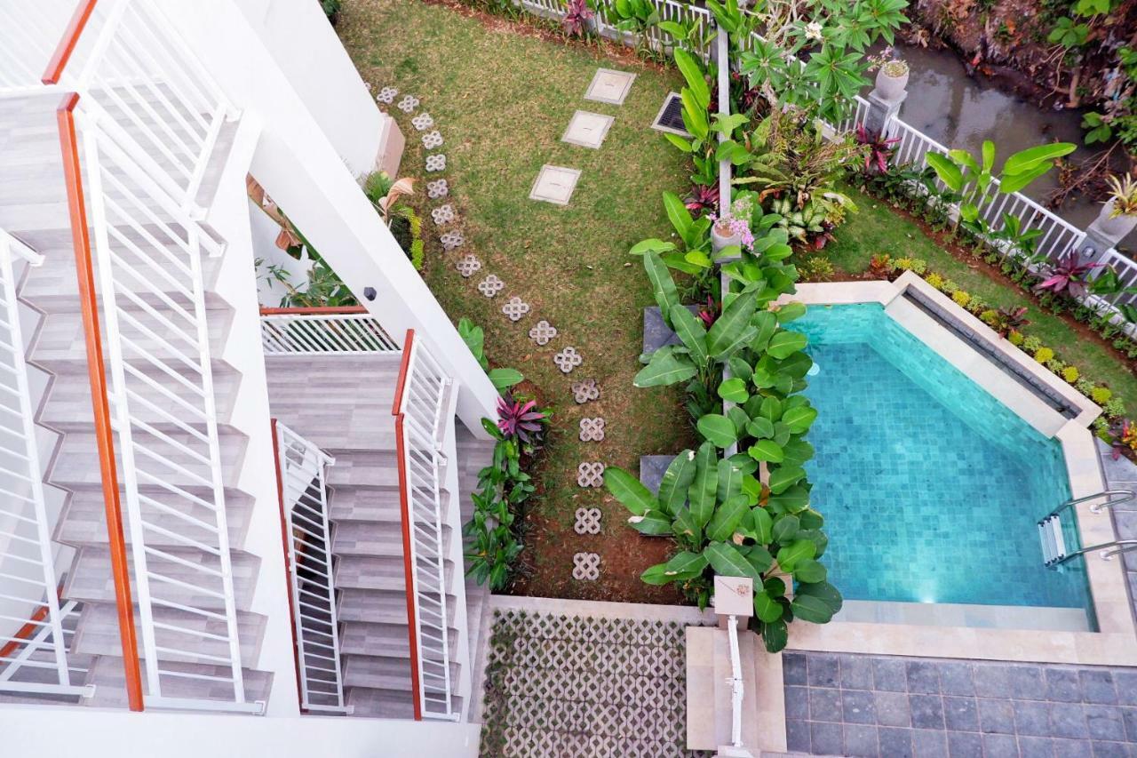 Hotel The Sloth Bali Canggu Exterior foto