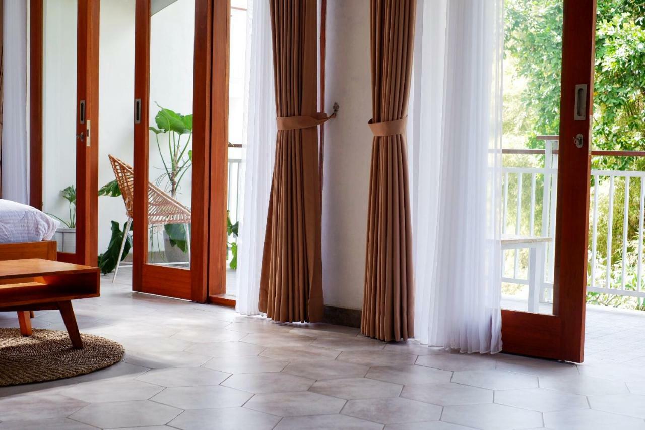 Hotel The Sloth Bali Canggu Exterior foto