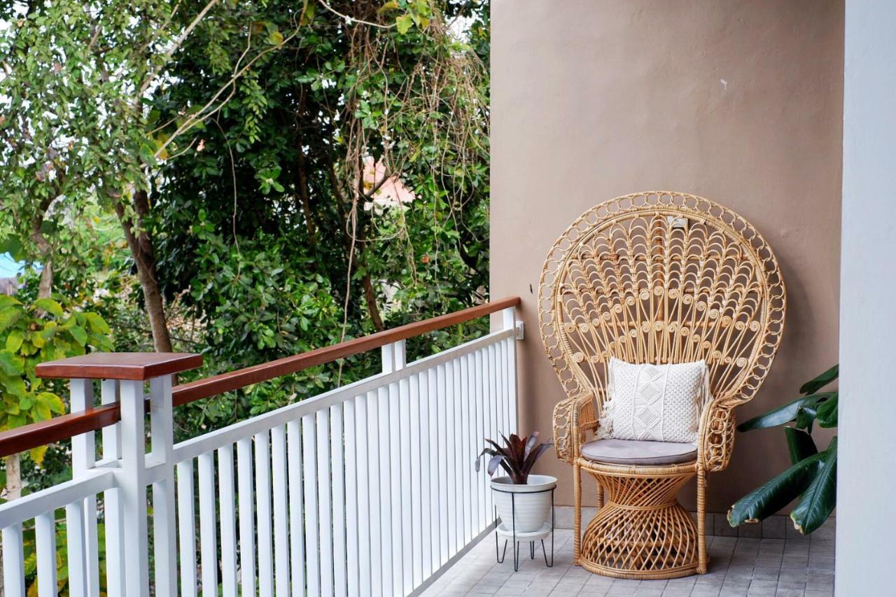 Hotel The Sloth Bali Canggu Exterior foto