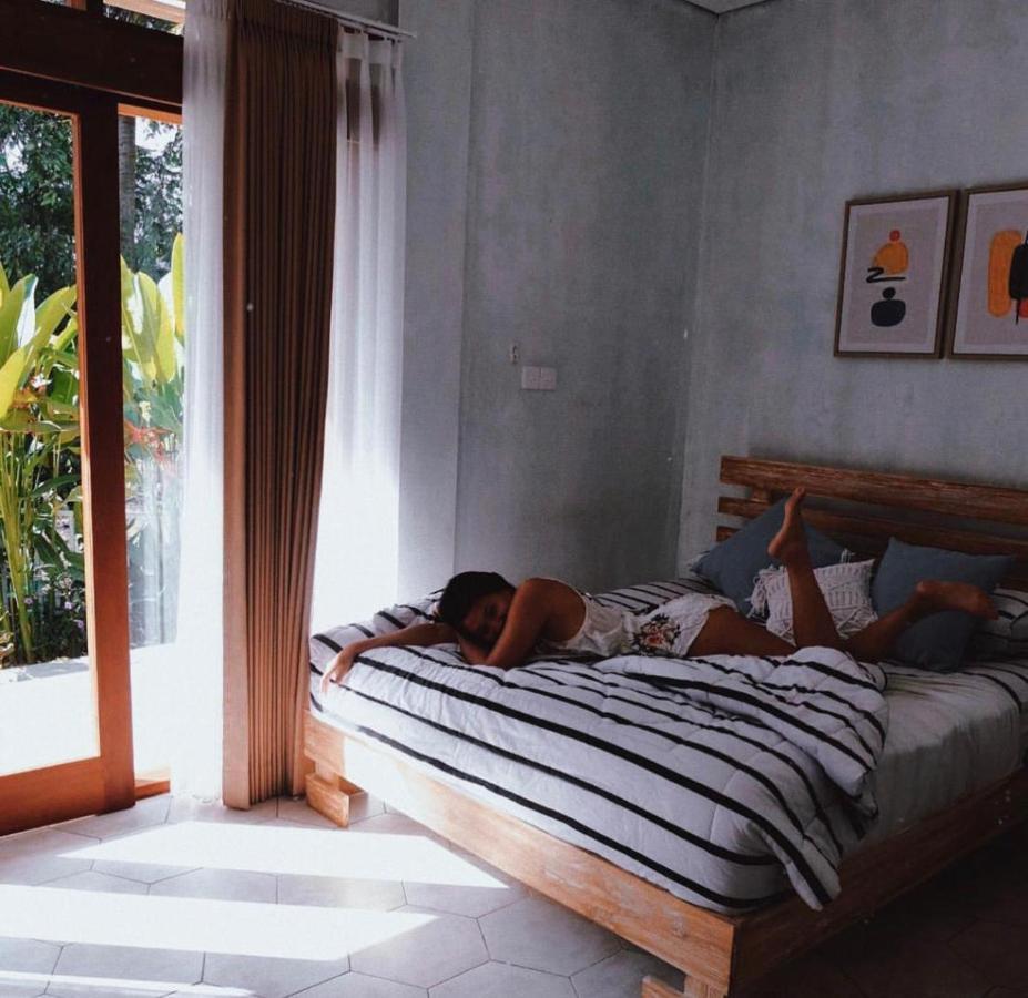 Hotel The Sloth Bali Canggu Exterior foto